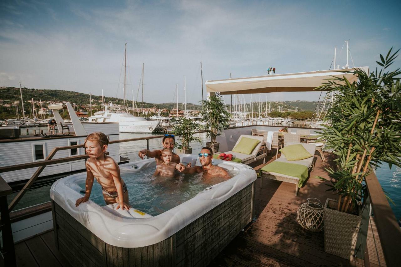 Villa Marina Seahouse Portoroz Lucija Exterior foto