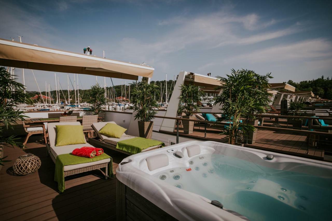Villa Marina Seahouse Portoroz Lucija Exterior foto